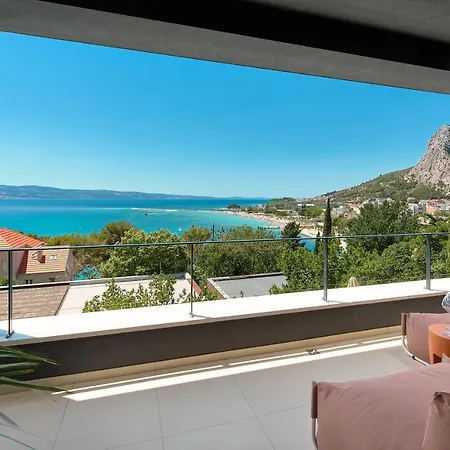 Seaview Flora - Heated Pool And Willa Omiš