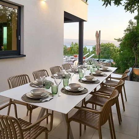 Seaview Flora - Heated Pool And * Omis