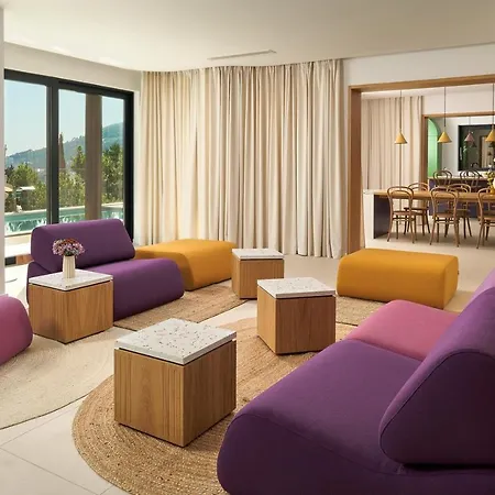 Seaview Flora - Heated Pool And