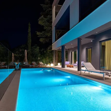 Seaview Flora - Heated Pool And Omis