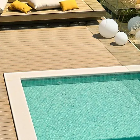 Seaview Flora - Heated Pool And